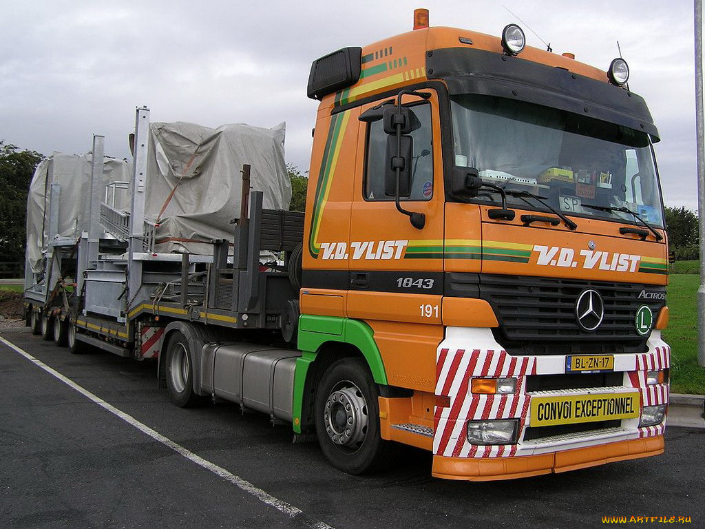 , mercedes, trucks